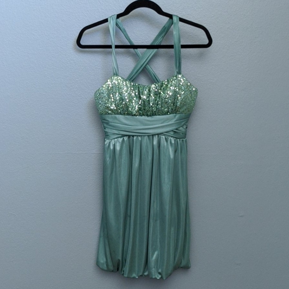 Green dress